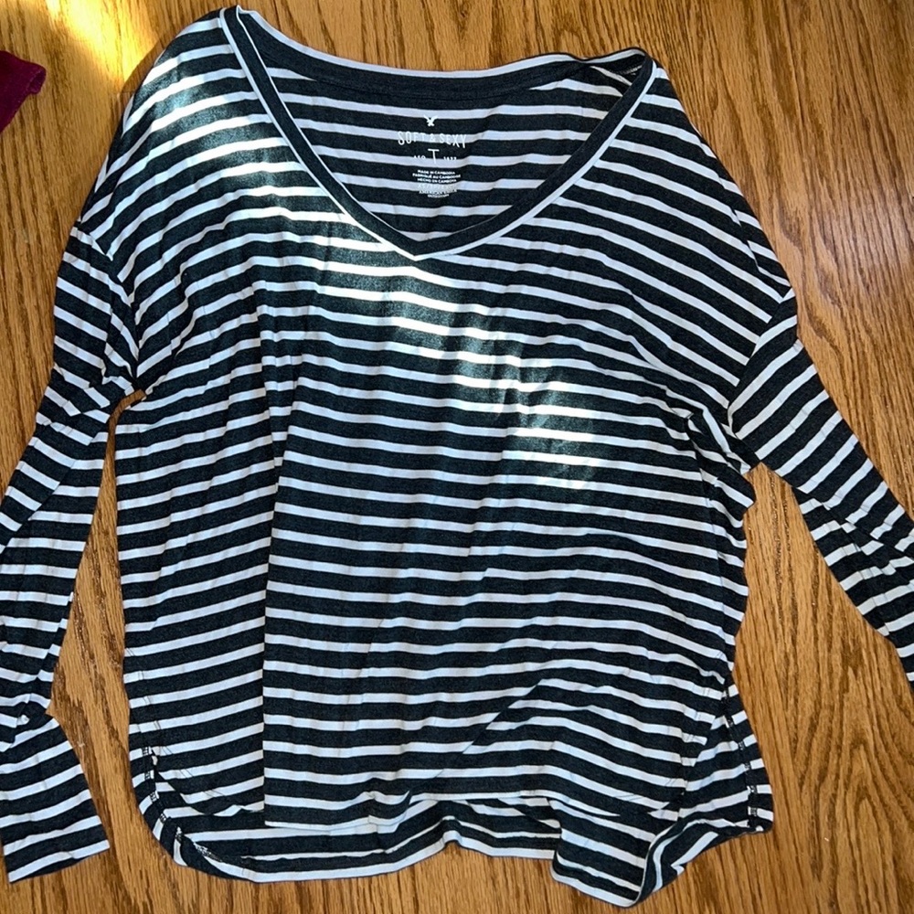 American Eagle Stripped Soft and Sexy Long Sleeve